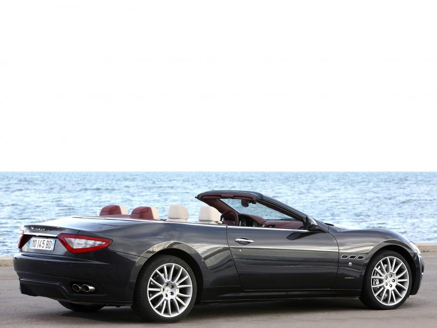  Maserati GranCabrio 2010 года  (фото 28 из 101)